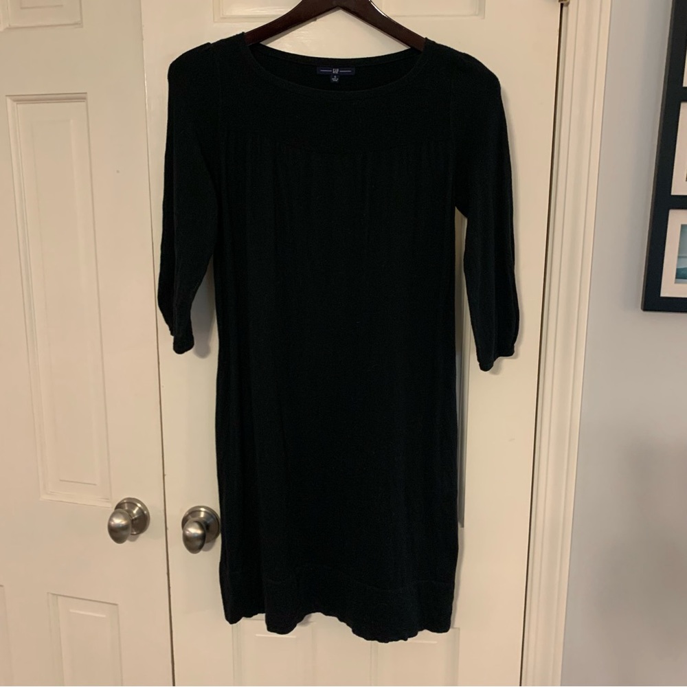 Black Gap sweater dress size small